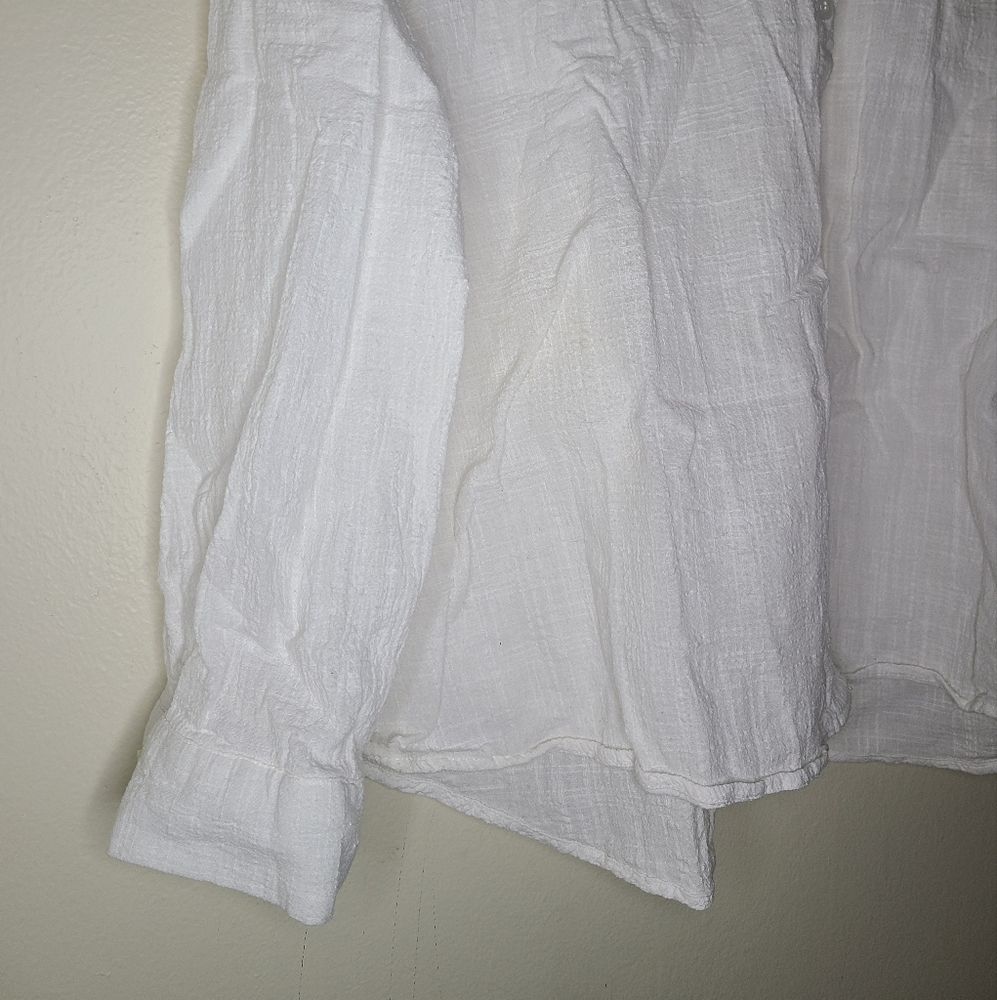 Button Up - Picture 3 of 4